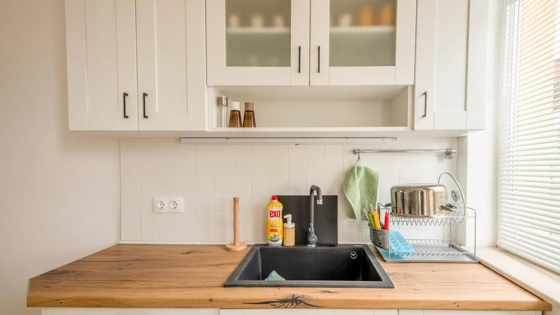 A Luxurious 2 Bedroom Apartment In Center Sofia